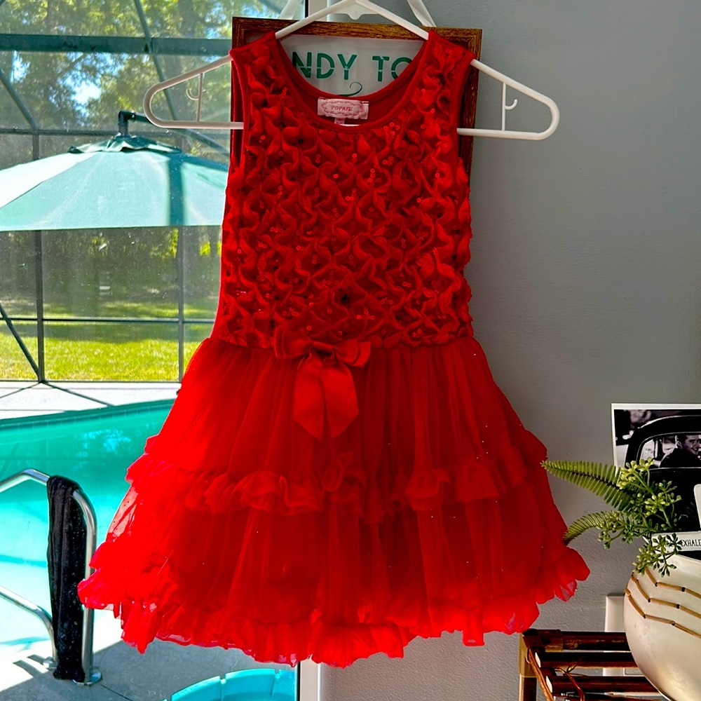 Girls red dress!